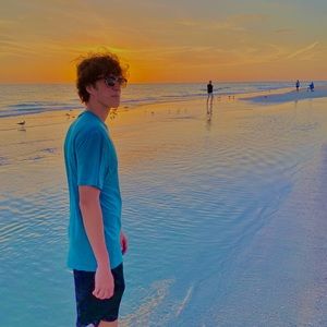 Meet your Posher, Cole